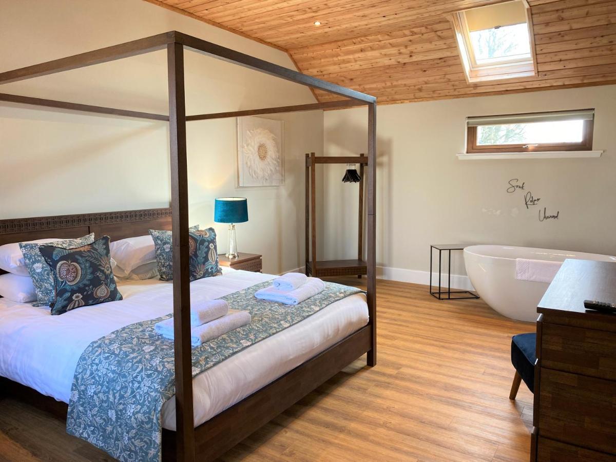 Pheasant Lodge With Hot Tub Forgandenny Luaran gambar